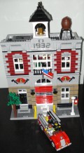 Vintage fire hall by Lego